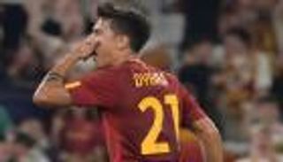 ثنائية في 14 دقيقة.. باولو ديبالا يفتتح أهدافه مع روما (فيديو)