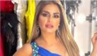 منة فضالي بـ"هوت شورت" في إطلالة رياضية على البحر (صور)