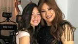 شاهيستا نادر.. انتصار تحتفل بفوز ابنتها بلقب ملكة جمال المراهقات في مصر (صور)