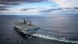 "عمود الميمنة" يحرم حاملة طائرات بريطانية من تجربة "إف- 35"