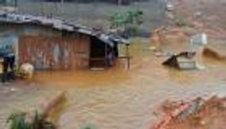 8 قتلى في انهيارات أرضية وفيضانات ضربت سيراليون