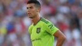 بالأرقام.. كريستيانو رونالدو يساوي 20 لاعبا في نابولي