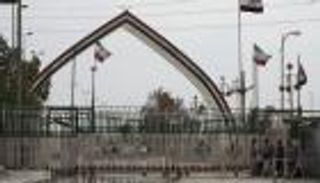 حدود إيران على نبض أزمة العراق.. أغلقتها الاحتجاجات وفتحها "الهدوء"