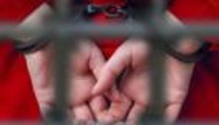 شاب يحاول الانتحار بعد قتل شقيقه ببندقية صيد في تونس