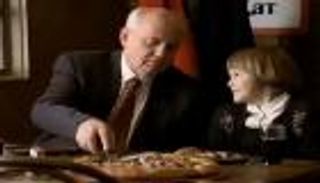 بعد ساعات من وفاته.. جورباتشوف يعود في إعلان تلفزيوني