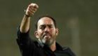 أقصر مدة.. سواريس يدخل تاريخ الأهلي من الباب الخلفي