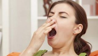 التثاؤب- أرشيفية