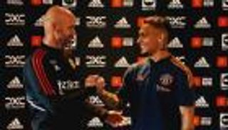 أغلى الصفقات في تاريخ كرة القدم.. أنتوني ينضم لنادي الـ100