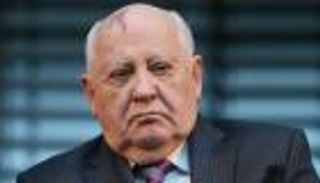 مترجم يبوح بالسر.. الشهور الأخيرة في حياة جورباتشوف