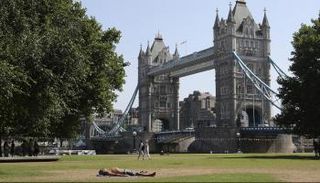 درجات الحرارة تجاوزت 40 درجة لأول مرة في بريطانيا في يوليو 2022