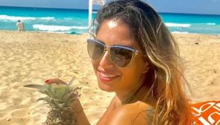 الفنانة منة فضالي