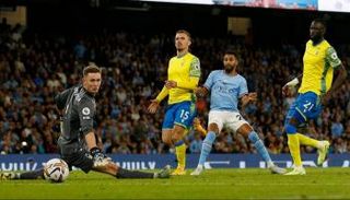 رياض محرز أمام نوتنجهام