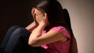 5 أشخاص شاركوا في جريمة الاغتصاب- تعبيرية