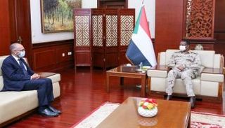 حميدتي خلال لقاء السفير الإيطالي في الخرطوم