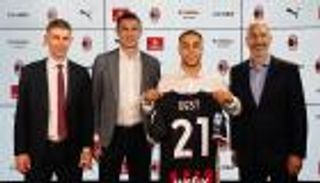 الميركاتو الصيفي.. ميلان ينقذ ديست من جحيم برشلونة