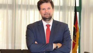  دينيس كوميتات متحدث باسم الخارجية الألمانية