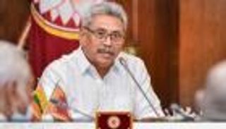 يعيش مثل سجين.. رئيس سريلانكا المخلوع مصمم على العودة لبلاده