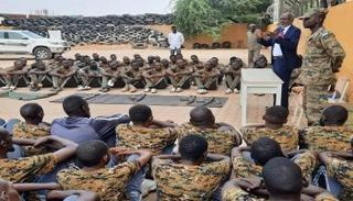 الفريق الدكتور سليمان صندل حقار الرئيس المناوب للجنة العسكرية 