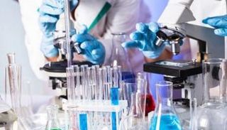 معمل اختبارات بيولوجية - أرشيفية