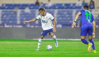 من مباراة الفتح والهلال في دوري روشن