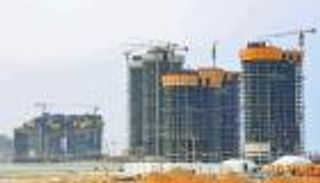 بعد زلزال مطروح.. حقيقة تضرر أبراج العلمين الجديدة في مصر