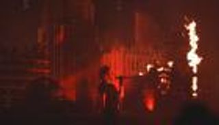 المغني ذا ويكند يفقد صوته: "أشعر بأنني محطم"