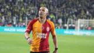 صفقات الأهلي المصري.. هل ينقذ "الأحمر" سفيان فيغولي من البطالة؟