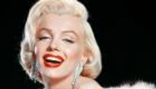مارلين مونرو نجمة مهرجان فينيسيا.. "بلوند" يعيد أسطورة الجنس للحياة
