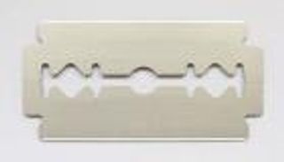 رفض كتابة الشقة باسمها.. مصرية تعتدي على زوجها ببتر "عضو حساس"