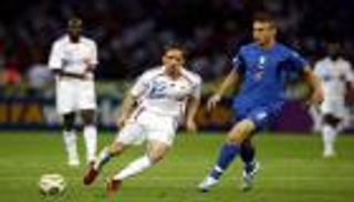 رقم مونديالي (77).. حقيقة سلبية تجمع بين فرنسا وإيطاليا