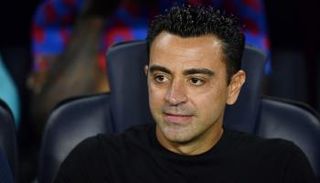 تشافي هيرنانديز مدرب برشلونة