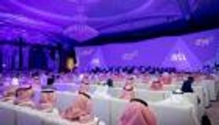 السعودية تستثمر 2.8 تريليون ريال بمشروعات الطاقة