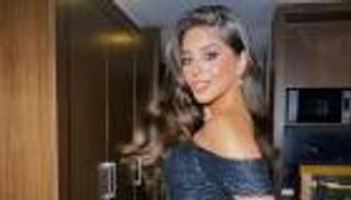 فساتين مايان السيد تخطف الأنظار.. جرأة وجمال (صور)