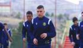 لاعب بيراميدز الجديد.. ماذا قدم كريم حافظ في 6 تجارب احترافية؟