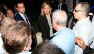 بحضور وزيرة الثقافة المصرية.. نجوم الفن في عزاء علي عبدالخالق (صور)