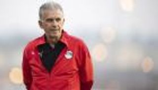 أقل من النصف.. راتب كارلوس كيروش مع إيران يثير الجدل في مصر