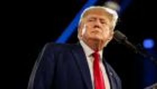 صحيفة: ترامب احتفظ بوثيقة سرية حول القدرات النووية لدولة أجنبية