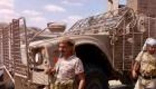 ياسر أبو شائع.. قيادي عسكري واجه "القاعدة" في أبين بقدم واحدة