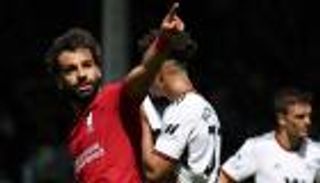 يعيش أسوأ مواسمه.. لماذا تراجعت مستويات محمد صلاح مع ليفربول؟