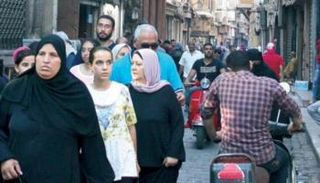 سوق مزدحمة في مصر - أرشيفية