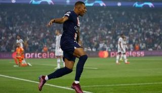 احتفال مبابي