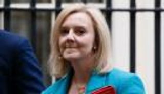 قرار تاريخي.. ليز تراس تعلن تجميد أسعار الطاقة لعامين في بريطانيا