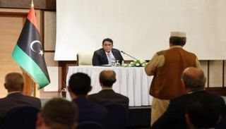 رئيس المجلس الرئاسي الليبي مع قبائل الشرق في طرابلس