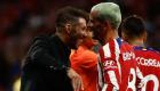 مفاجأة.. جريزمان شريك في مؤامرة أتلتيكو مدريد ضد برشلونة