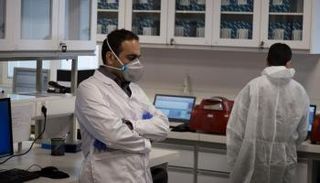 الضغوط الاقتصادية الدافع الأكبر لهجرة أطباء إيران- أرشيفية