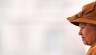 بـ 1.2 مليون تغريدة.. إليزابيث وتشارلز يتصدران ترند "تويتر" العالمي