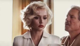 لقطة من فيلم بلوند