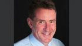 طبيب الملكة إليزابيث.. "هوو توماس" كاتم أسرار صحة القصر