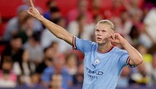 إيرلينج هالاند مهاجم مانشستر سيتي