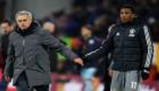 "قلة احترام وخيانة".. مارسيال يفتح النار على سولشاير ومورينيو